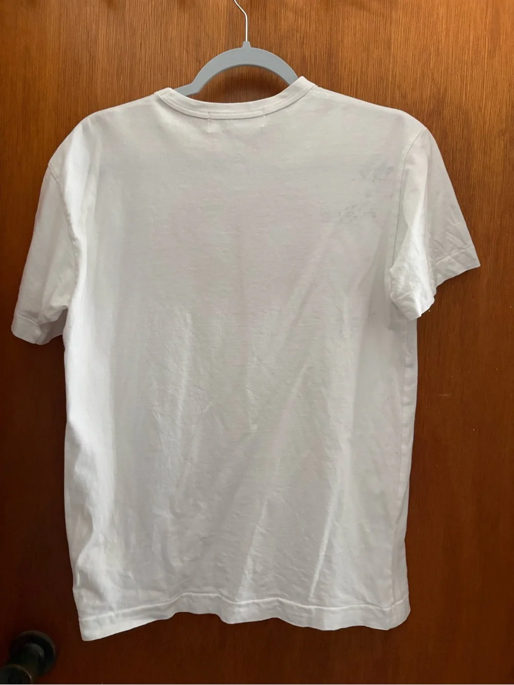 COMME DES GARCONS CDG PLAY Mens sz L Big Red Heart Blue Eyes Tshirt